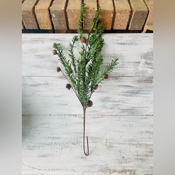 *Pine With Pinecones Artificial Pick, 32” - Picture 9 of 11
